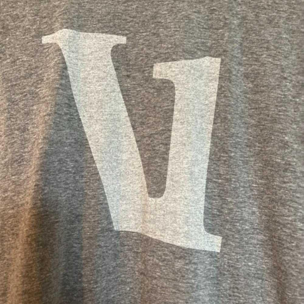 Vuori Graphic Tee